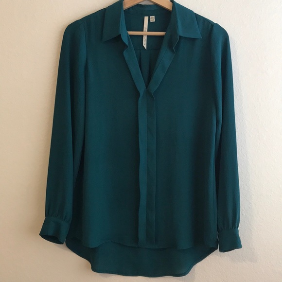 Nordstrom Tops - Blue green long sleeved blouse